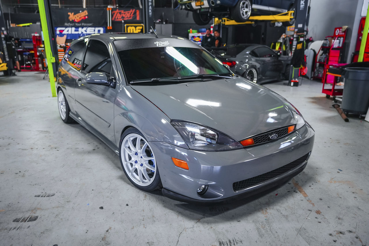 Support D'extincteur Pour Ford Focus SVT RS Mk1 Par F4 Fabrication | Neuf Peint | Fabriqué En Lituanie